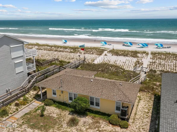 801 N Anderson Boulevard, Topsail Beach, NC 28445