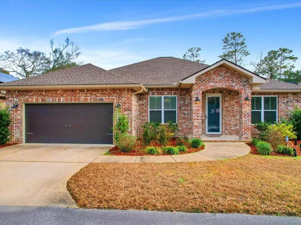 100 Star Dr, Fort Walton Beach, FL 32547