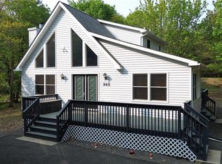 565 Old Stage Rd, Albrightsville, PA 18210