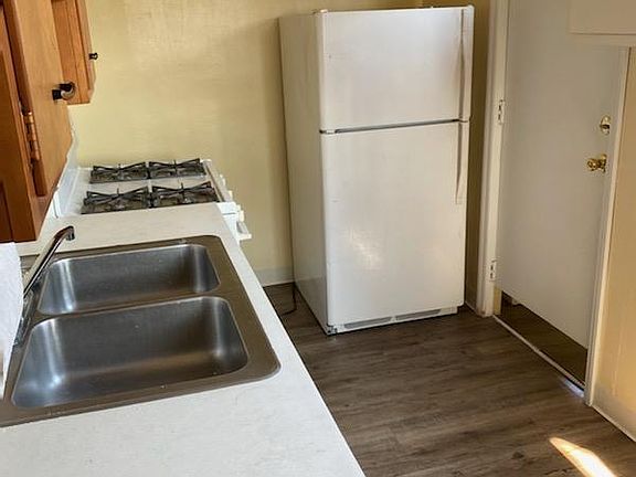 4th image of 1408 Lee St E #2-B
