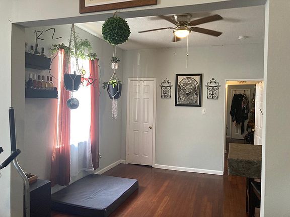 3rd image of 1726 Lesseps St