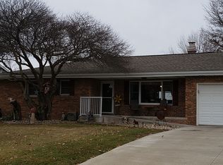 247 N Westview Dr, Knoxville, IL 61448