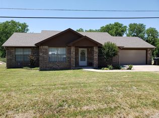 1225 Manning Rd, Ada, OK 74820