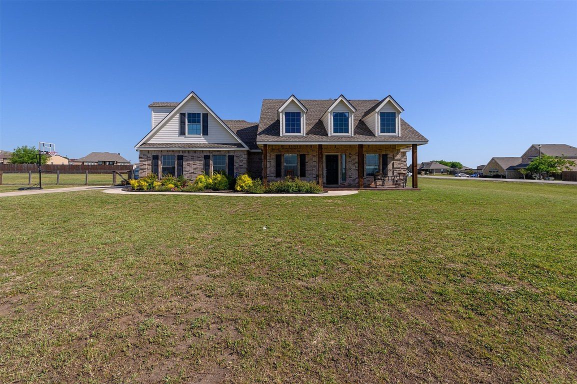 135 Highland Hills Blvd, Decatur, TX 76234 Zillow