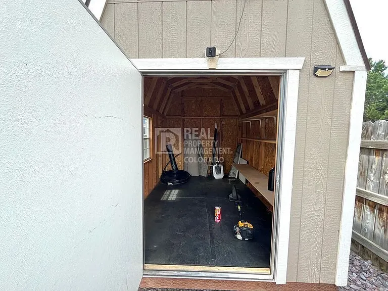 8120 Postrock Dr — Photo 15