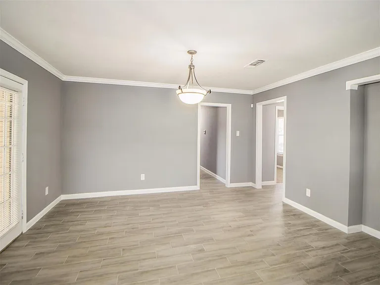 16271 Hamshire Rd — Photo 20