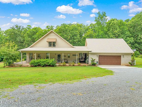 3rd image of 144 Elderberry Rd