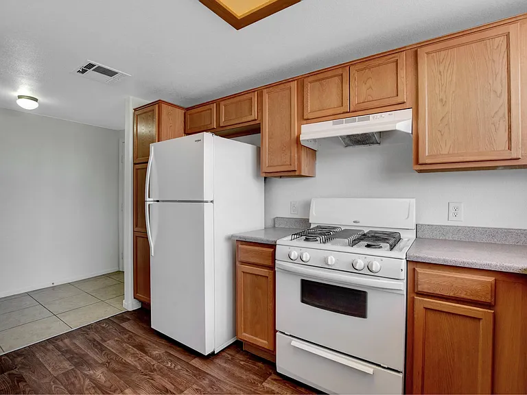 Aspen Peak Condominiums — Photo 76