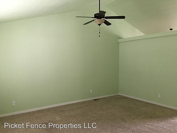 5th image of 664 Dakota Way