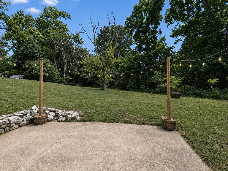 9 Country Squire Ln — Photo 22