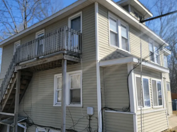119 Townsend St #2F, Fitchburg, MA 01420