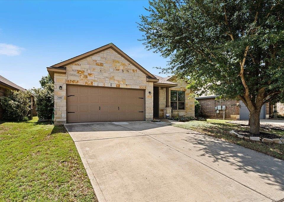 1st image of 642 Irvin Dr