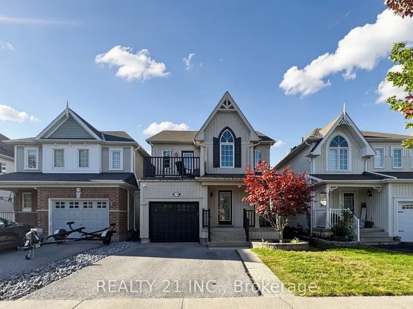 174 Honeyman Dr, Clarington, ON L1C 0J3