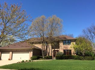 210 Thompson Blvd, Buffalo Grove, IL
