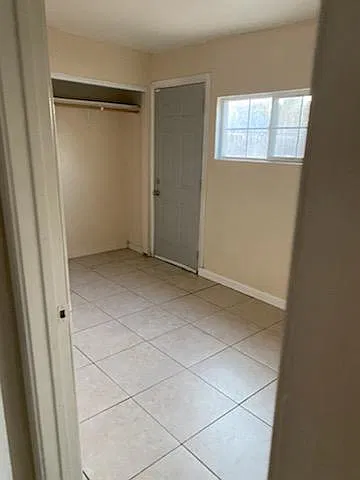 3 bed, $1,850 — Photo 4