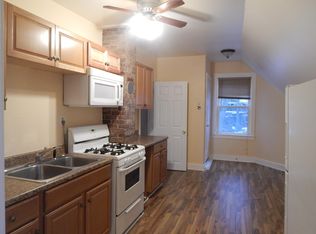 225 Valley St APT 3, Portland, ME 04102
