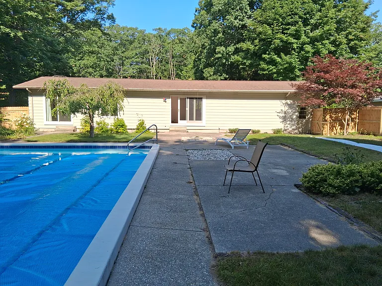 12368 Lakeshore Dr — Photo 30