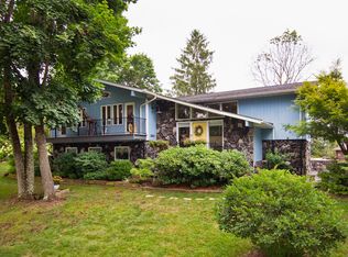 360 Ruffner Dr, Lewisburg, WV 24901