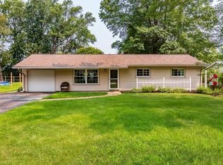120 Parkhall Dr, Painesville, OH 44077