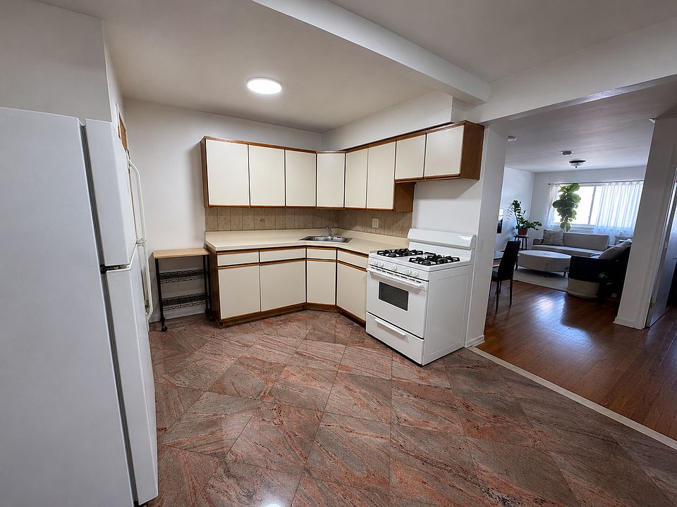 1st image of 7518 Caldwell Ave #1