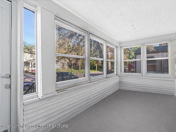 4th image of 201 N Hayford Ave
