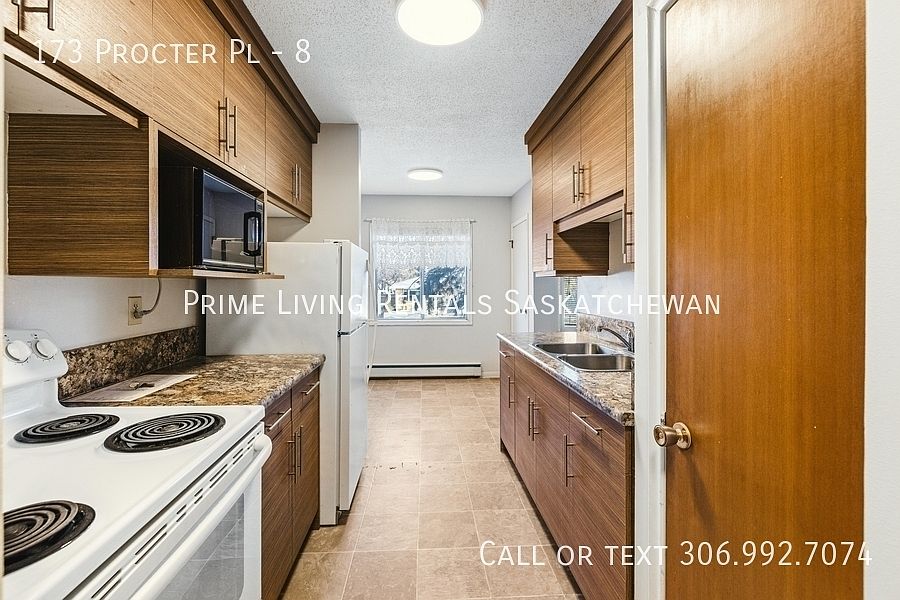 1st image of 173 Procter Pl #8