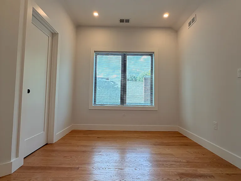 25 Greycliff Rd #1 — Photo 3