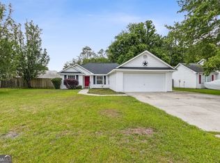 108 Lake Pines Dr, Kingsland, GA 31548