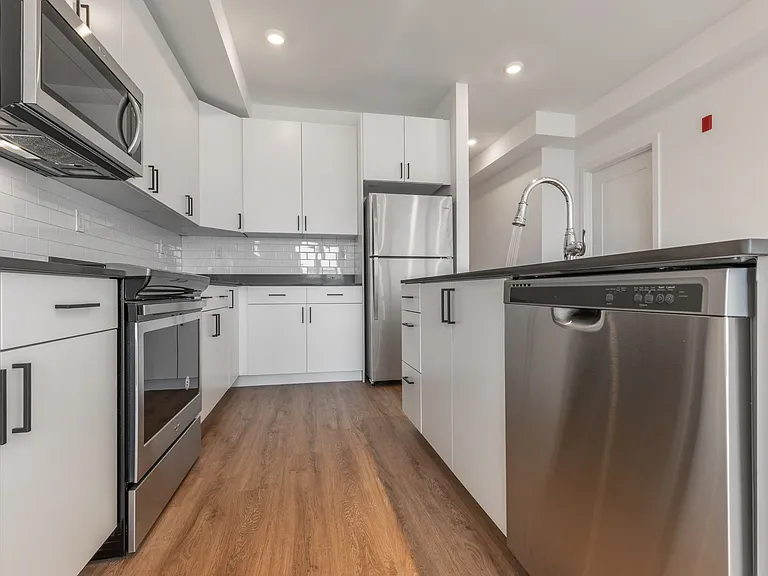1525 Ridge Ave #301 — Photo 7