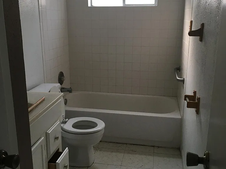 10990 Forest Gln — Photo 8