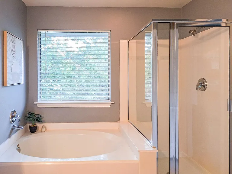 6 Scenic Brook Ct — Photo 13