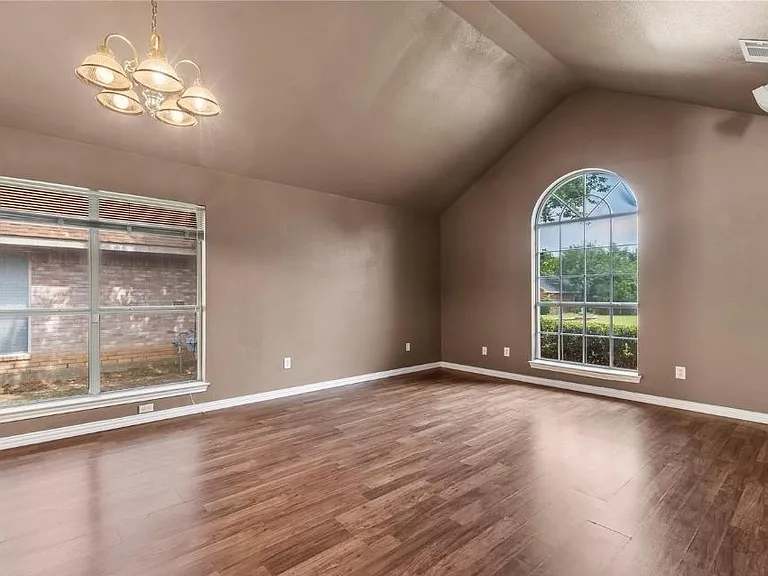 2713 Wild Grove Ln — Photo 22