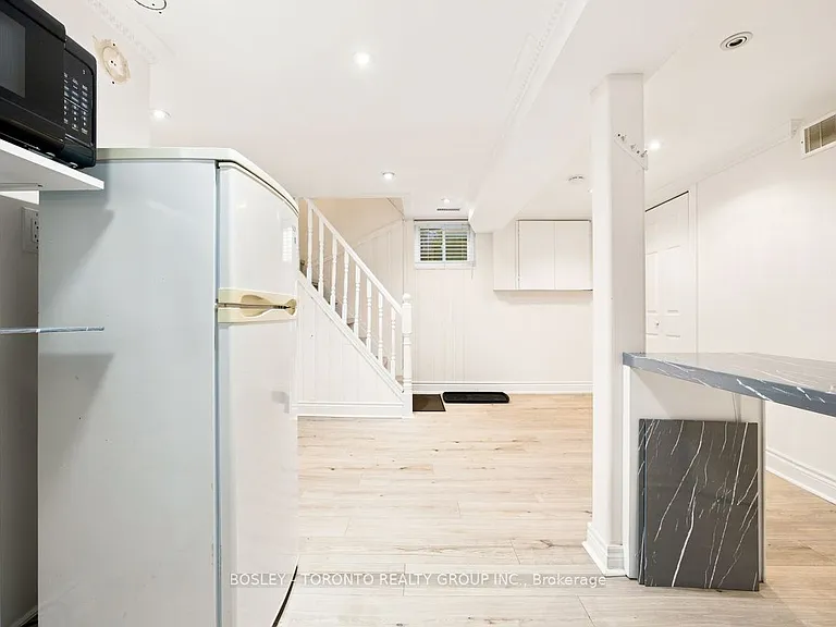 3 Timgren Dr #LOWER — Photo 10