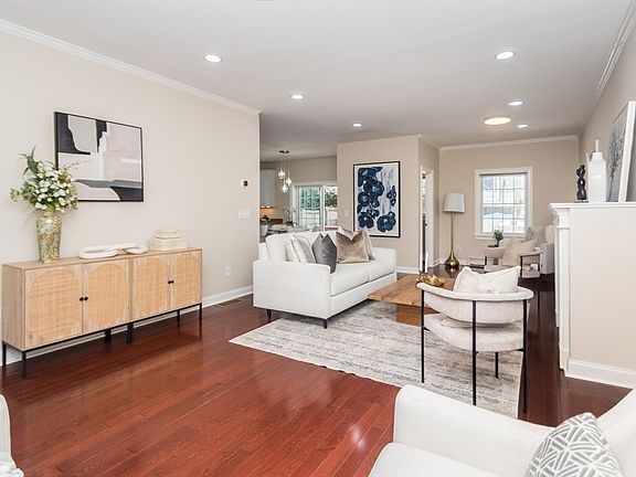 3rd image of 10 Rosegate Rd