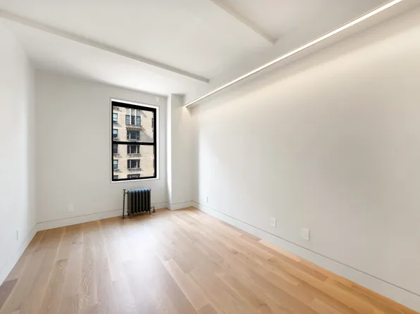 65 East 96th Street image 17 of 20