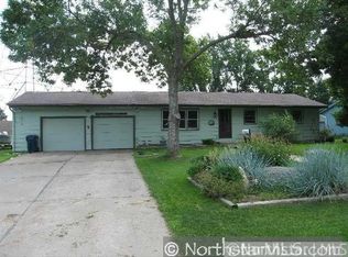 1087 Jefferson St S, Shakopee, MN 55379