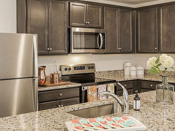 3rd image of 15647 Woodbury Dr #8842HM