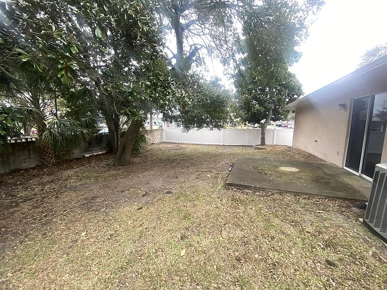 2275 Granada Dr #1 — Photo 22