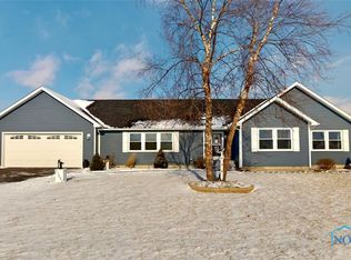 23887 W Walbridge Rd, Curtice, OH 43412