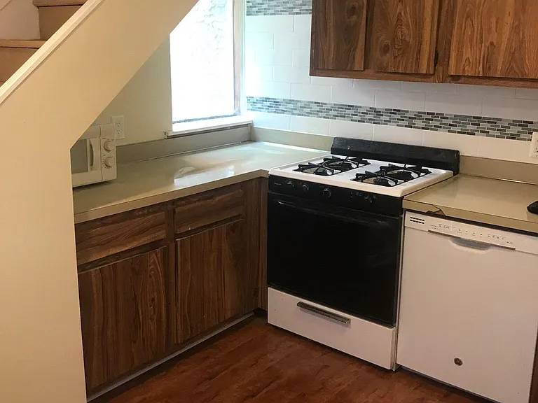 1415 Lombard St #2R — Photo 2