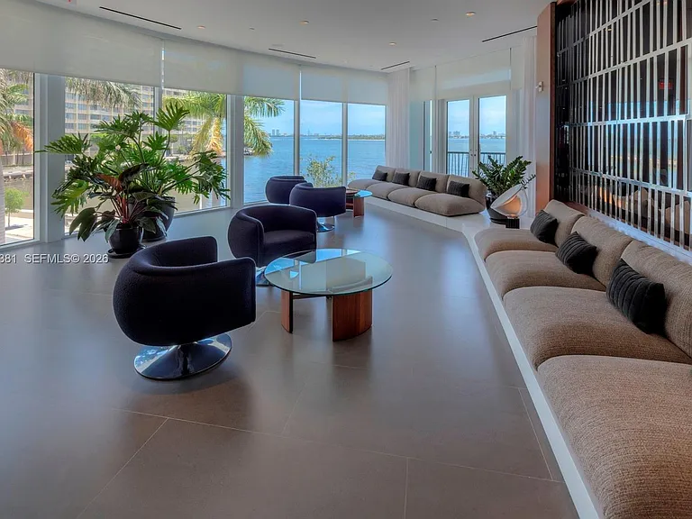 2020 N Bayshore Dr #1908 — Photo 33