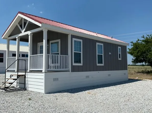 165 Antler Ridge Trl, Decatur, TX 76234