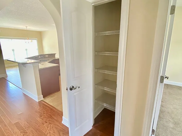 117 Bridgeway Dr — Photo 9