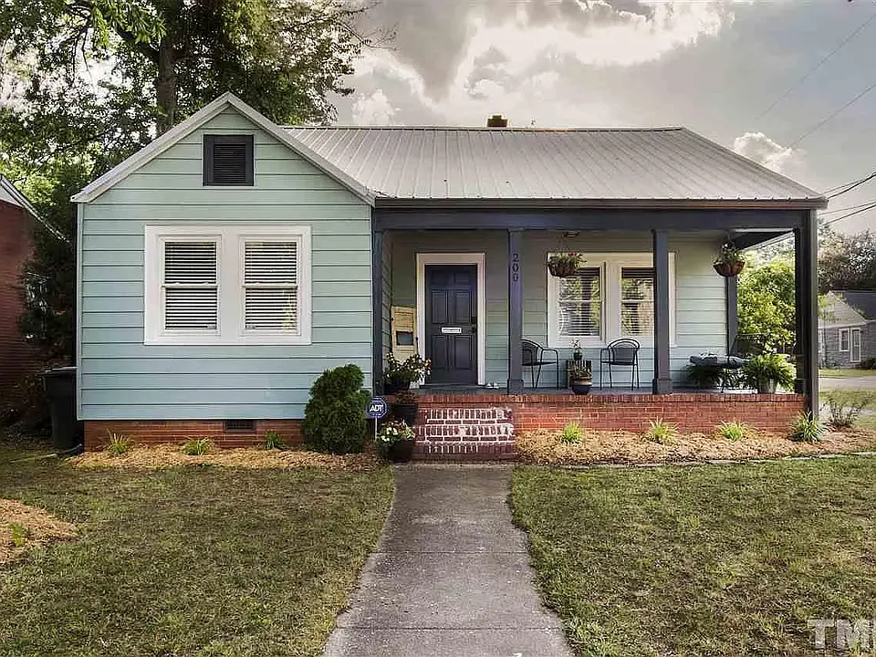 200 S Pettigrew St