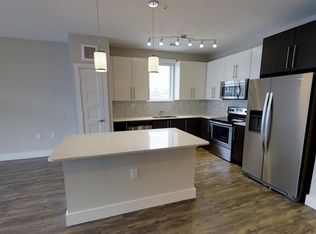 515 Broadview Ln NE #401, Atlanta, GA 30324