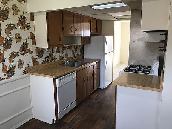 4th image of 4699 Tarryton Ct S