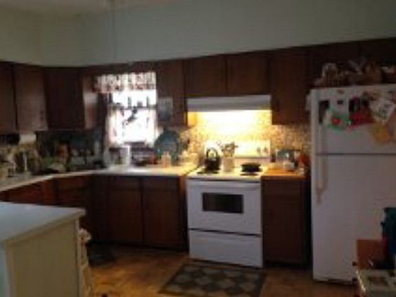 2nd image of 717 E Honeywell Ave