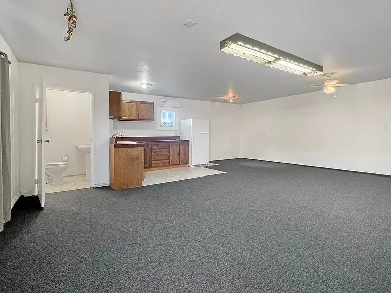 871 Montera Ln — Photo 13
