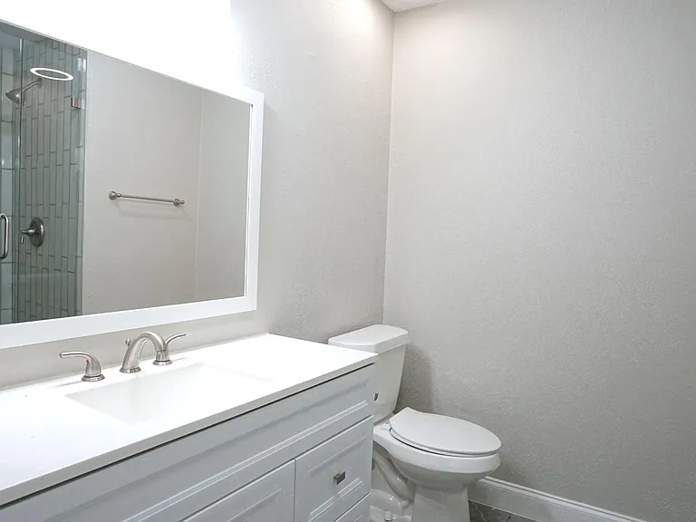 619 Todd Ct — Photo 7