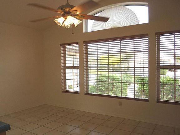 5th image of 2139 N Pebble Beach Dr